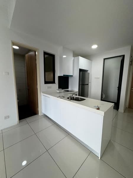 Servis Apartment untuk Dijual di Avara - Sue Tey - Kitchen - PropertyGuru.com.my