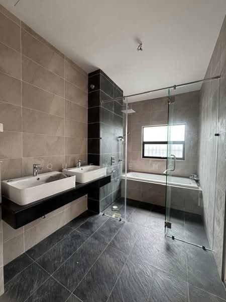 Semi-Detached House for Sale in Taman Sutera Utama (Skudai) - Queenie Ng - PropertyGuru.com.my