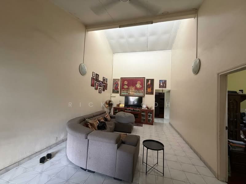 Rumah Teres 1.5 Tingkat untuk Dijual di Taman Gottlieb (Pulau Tikus) - Rickie Goh - Living Room - PropertyGuru.com.my
