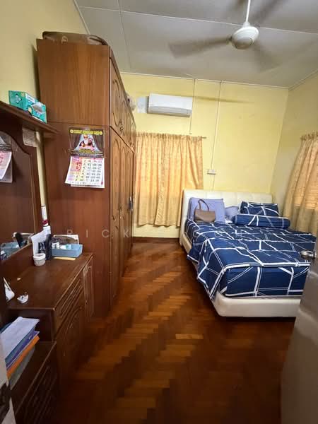 Rumah Teres 1.5 Tingkat untuk Dijual di Taman Gottlieb (Pulau Tikus) - Rickie Goh - Bedroom - PropertyGuru.com.my