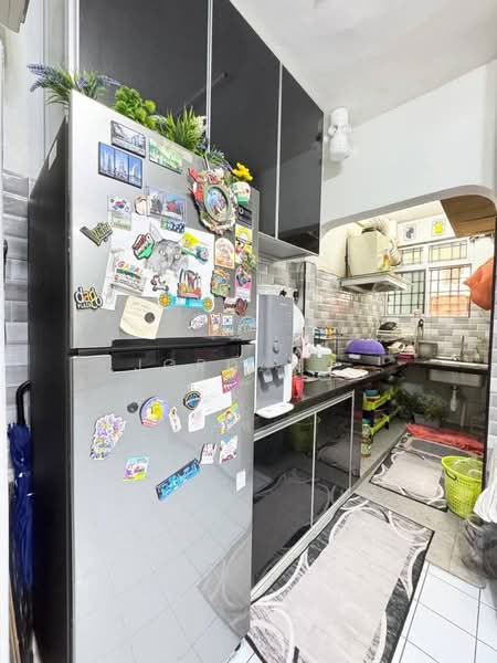 Rumah Flat untuk Dijual di Bandar Baru Permas Jaya - Jordan . - PropertyGuru.com.my