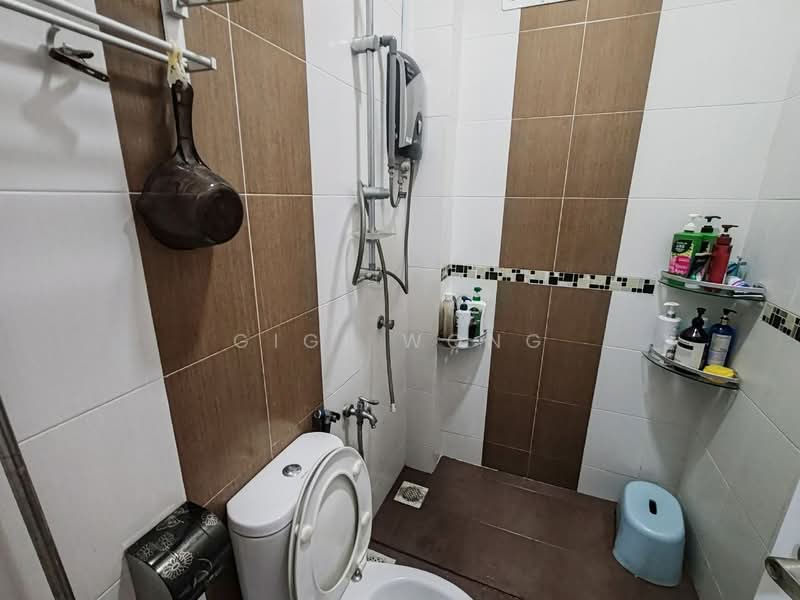Rumah Kluster untuk Dijual di Kampung Bukit Larang (Telok Mas) - Gigi Wong - PropertyGuru.com.my