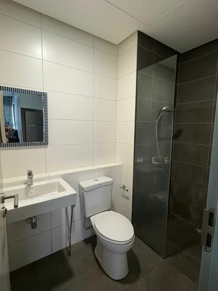 Service Residence for Rent at Paloma @ Tropicana Metropark - Jason Chee - Bathroom - PropertyGuru.com.my