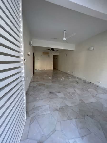 Townhouse for Rent in Taman Equine (Seri Kembangan) - Philip Wong - Living Room - PropertyGuru.com.my