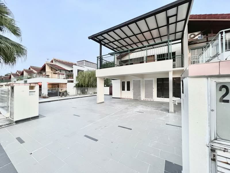 Townhouse for Rent in Taman Equine (Seri Kembangan) - Philip Wong - Exterior - PropertyGuru.com.my