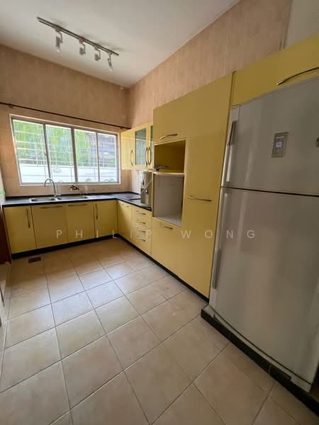 Townhouse for Rent in Taman Equine (Seri Kembangan) - Philip Wong - Kitchen - PropertyGuru.com.my