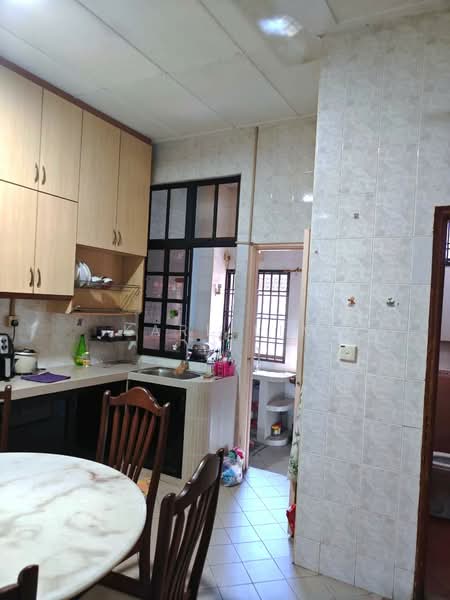 1-storey Terraced House for Sale in Taman Molek (Johor Bahru) - Karl Lim - Kitchen - PropertyGuru.com.my