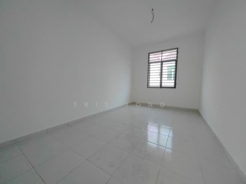 2-storey Terraced House for Sale in Taman Kundang Jaya (Rawang) - Tris Jong - Interior - PropertyGuru.com.my