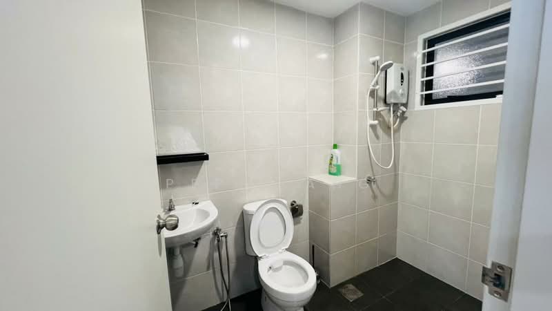 Kediaman Servis untuk Disewa di Duduk Se.Ruang @ Eco Sanctuary - Pepsi Ang - Bathroom - PropertyGuru.com.my