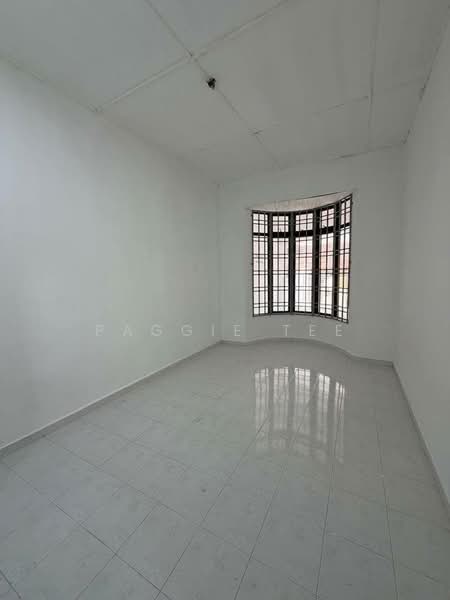 Rumah Teres 1 Tingkat untuk Dijual di Taman Kota Masai (Pasir Gudang) - Paggie Tee - Interior - PropertyGuru.com.my