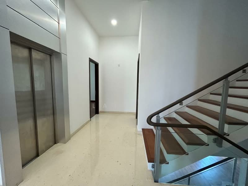 Bungalow for Sale in Subang Heights (Subang Jaya) - Lai YK - Entrance - PropertyGuru.com.my