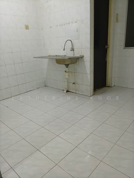 Pangsapuri untuk Disewa di Sri Ivori Apartment - Katherine Khor - Kitchen - PropertyGuru.com.my