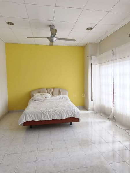 Rumah Teres 2 Tingkat untuk Dijual di Taman Mutiara Rini (Skudai) - Mars Hoe - Bedroom - PropertyGuru.com.my