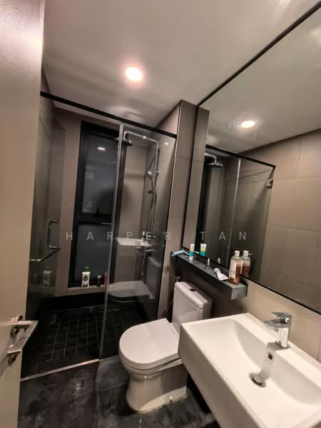 Service Residence for Rent at Bloomsvale Menara Vista Petaling - Harper Tan - Bathroom - PropertyGuru.com.my