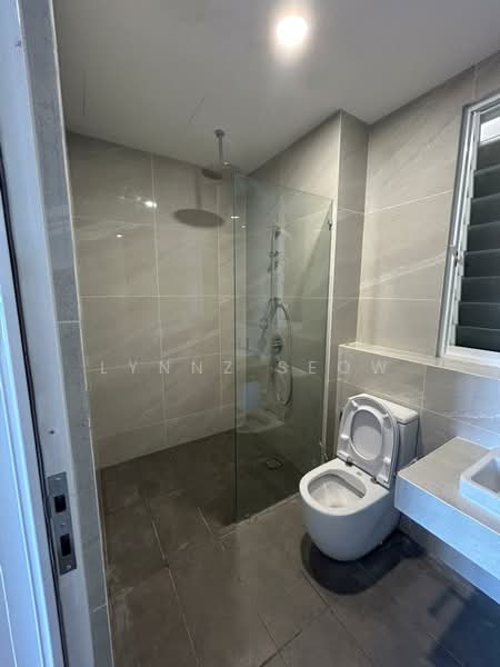 Kondominium untuk Disewa di Codrington Residence - Lynnz Seow - Bathroom - PropertyGuru.com.my