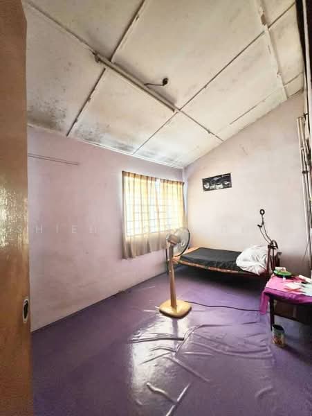 Rumah Teres 2 Tingkat untuk Dijual di Permas Jaya (Johor) - Shieh Long Chen - Bedroom - PropertyGuru.com.my