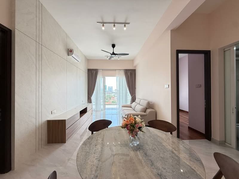 Kondominium untuk Disewa di Codrington Residence - Lynnz Seow - Living Room - PropertyGuru.com.my