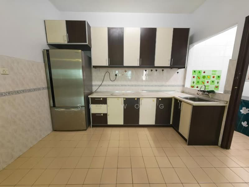 Apartment for Sale at Pangsapuri Sri Mekar - Sky Wong - Kitchen - PropertyGuru.com.my