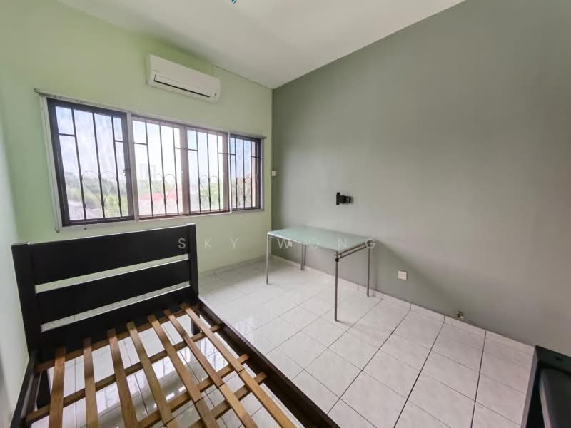 Apartment for Sale at Pangsapuri Sri Mekar - Sky Wong - Bedroom - PropertyGuru.com.my