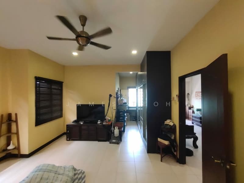 Rumah Berkembar untuk Dijual di Kawasan 15 (Klang) - James Teoh - Living Room - PropertyGuru.com.my