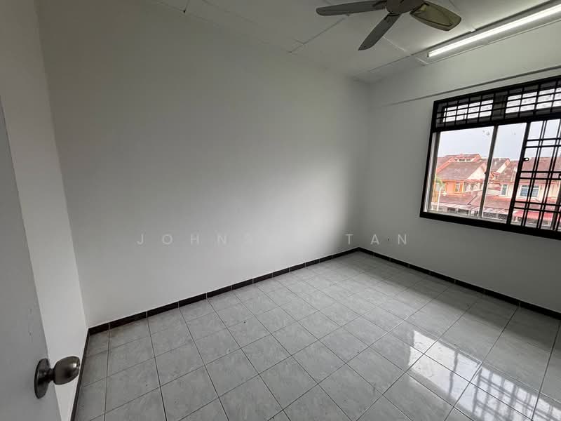 Apartment for Sale at Sri Awana Townhouse - Johnson Tan - Interior - PropertyGuru.com.my