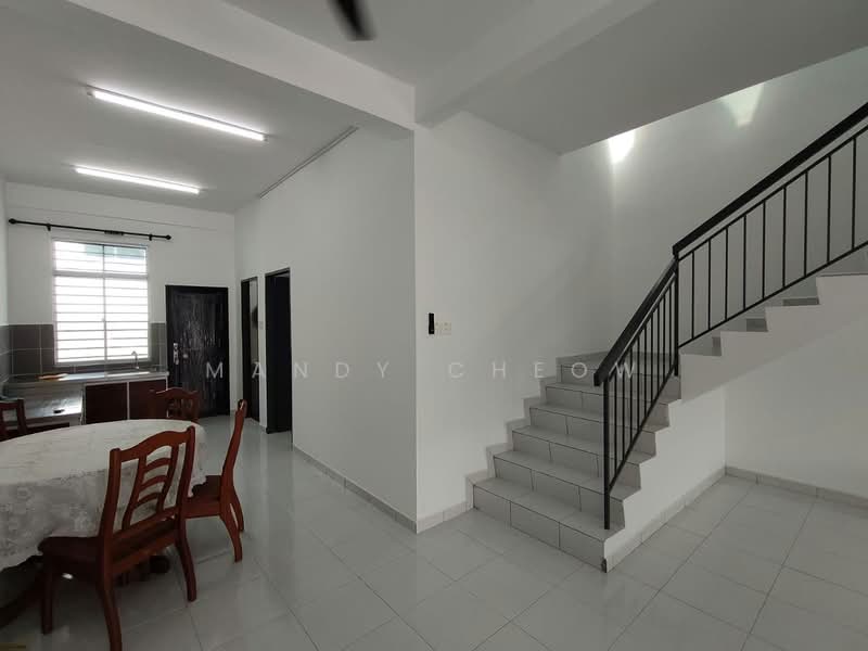 Rumah Teres 2 Tingkat untuk Disewa di Taman Scientex Rawang (Rawang) - Mandy Cheow - Kitchen - PropertyGuru.com.my