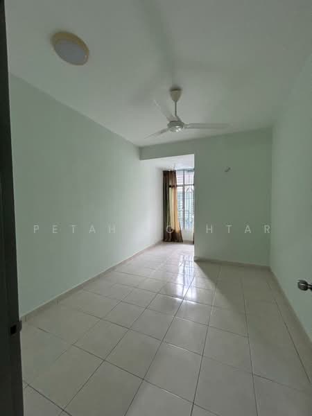 3-storey Terraced House for Sale in Taman Bangi Avenue (Bangi) - PETAH MOKHTAR - Interior - PropertyGuru.com.my