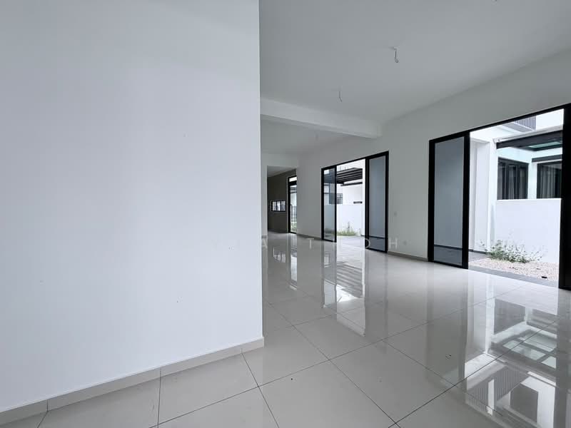Rumah Teres 2 Tingkat untuk Dijual di Taman Nusa Bestari (Iskandar Puteri (Nusajaya)) - Jovia Thoh - Living Room - PropertyGuru.com.my