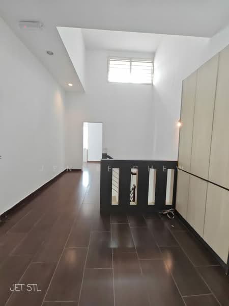 Semi-Detached House for Sale in Setia Damai (Setia Alam) - Jennie Chew - Corridor - PropertyGuru.com.my