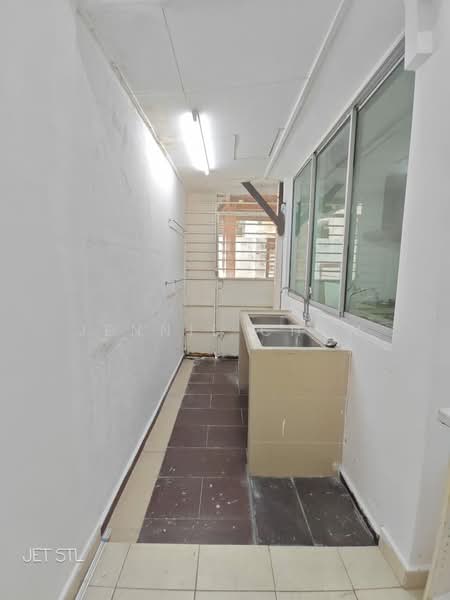 Semi-Detached House for Sale in Setia Damai (Setia Alam) - Jennie Chew - Kitchen - PropertyGuru.com.my