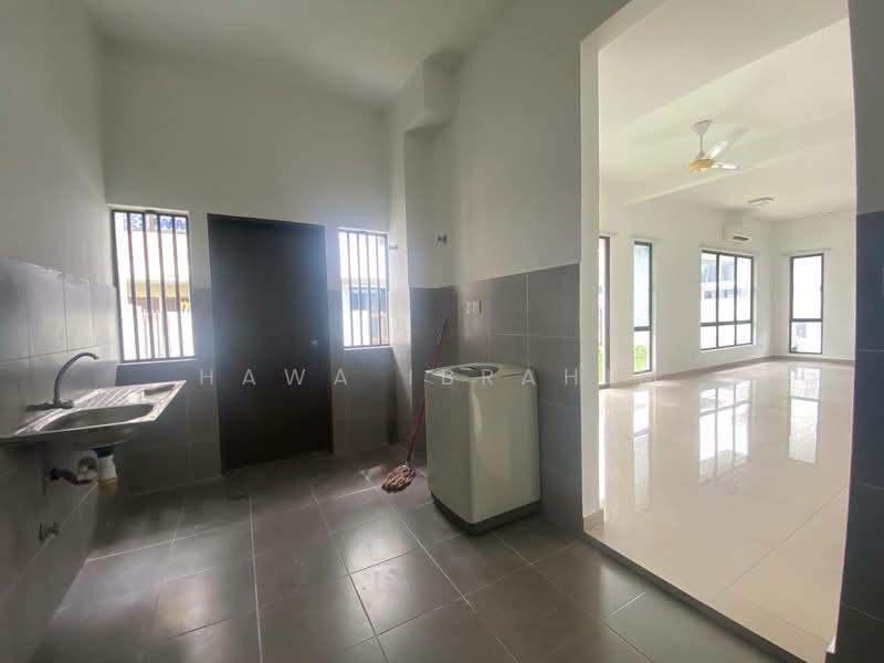 Rumah Kluster untuk Dijual di Setia Ecohill (Semenyih) - Hawa Ibrahim - Kitchen - PropertyGuru.com.my