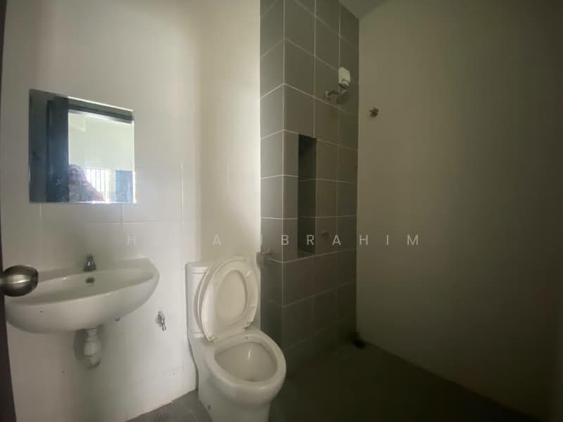 Rumah Kluster untuk Dijual di Setia Ecohill (Semenyih) - Hawa Ibrahim - Bathroom - PropertyGuru.com.my