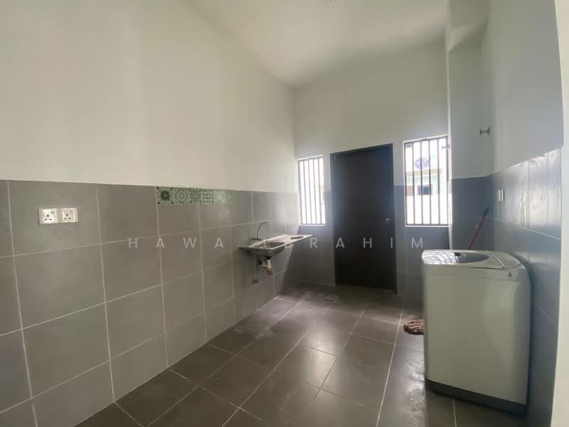 Rumah Kluster untuk Dijual di Setia Ecohill (Semenyih) - Hawa Ibrahim - Kitchen - PropertyGuru.com.my