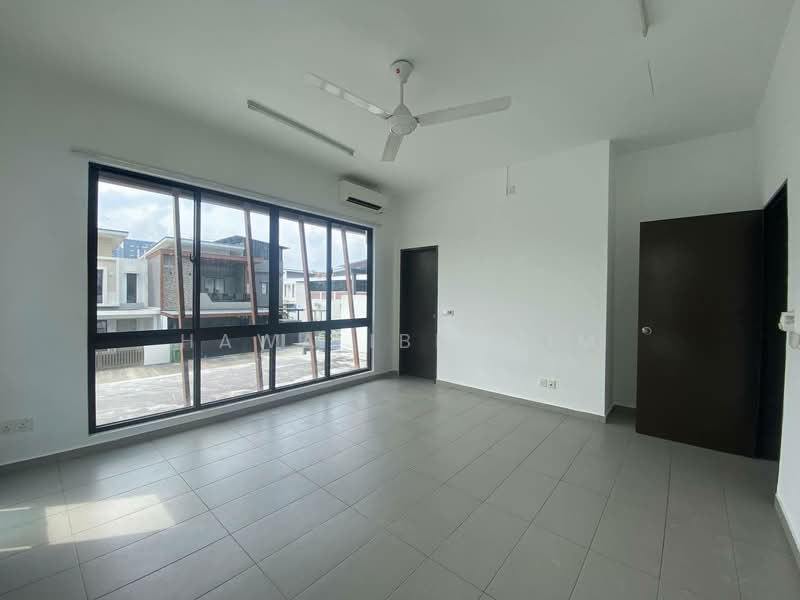 Rumah Kluster untuk Dijual di Setia Ecohill (Semenyih) - Hawa Ibrahim - Living Room - PropertyGuru.com.my