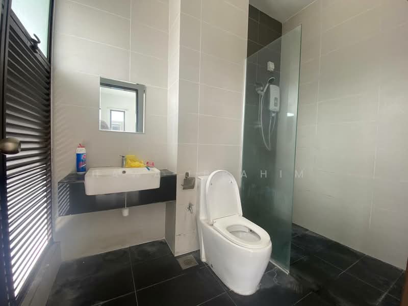 Rumah Kluster untuk Dijual di Setia Ecohill (Semenyih) - Hawa Ibrahim - Bathroom - PropertyGuru.com.my