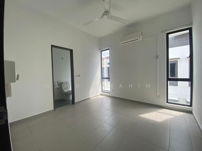 Rumah Kluster untuk Dijual di Setia Ecohill (Semenyih) - Hawa Ibrahim - Bathroom - PropertyGuru.com.my