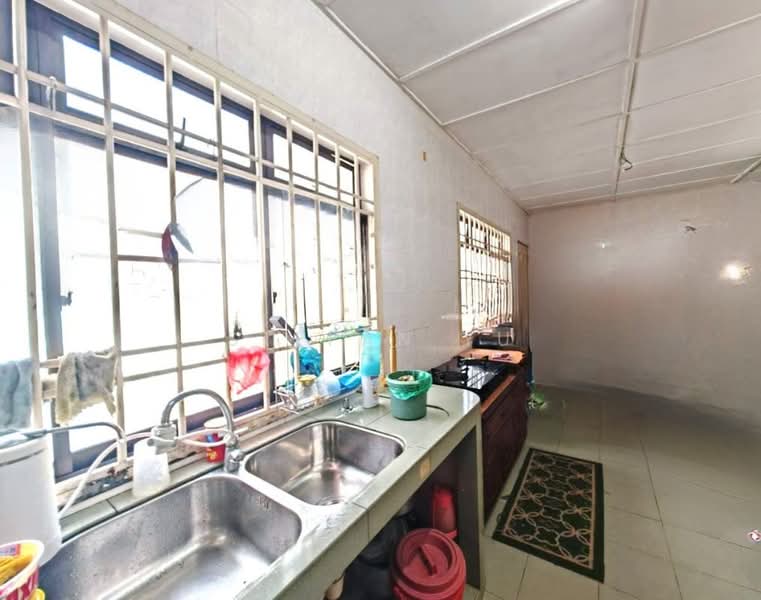 Rumah Teres 2 Tingkat untuk Dijual di Skudai (Johor) - Stefan Yu - Kitchen - PropertyGuru.com.my