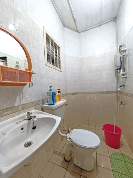 Rumah Teres 2 Tingkat untuk Dijual di Skudai (Johor) - Stefan Yu - Bathroom - PropertyGuru.com.my