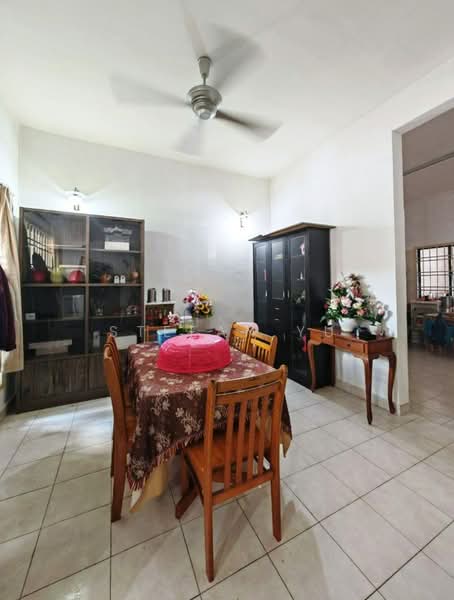 Rumah Teres 2 Tingkat untuk Dijual di Skudai (Johor) - Stefan Yu - Dining Room - PropertyGuru.com.my