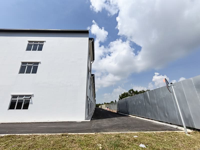Shop / Office for Rent in Pasir Gudang (Johor) - Chris Tan - Exterior - PropertyGuru.com.my