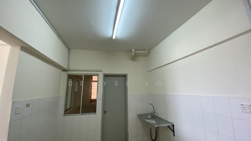 Kondominium untuk Dijual di Fortune Park (Suria Perdana) - Denyse Low - Kitchen - PropertyGuru.com.my