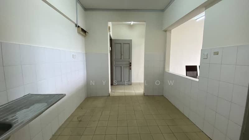 Kondominium untuk Dijual di Fortune Park (Suria Perdana) - Denyse Low - Kitchen - PropertyGuru.com.my