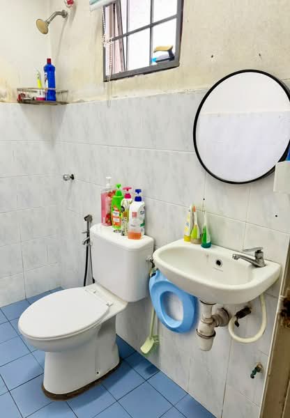 Apartment for Sale at Kenangan View - Ahmed JL - Bathroom - PropertyGuru.com.my