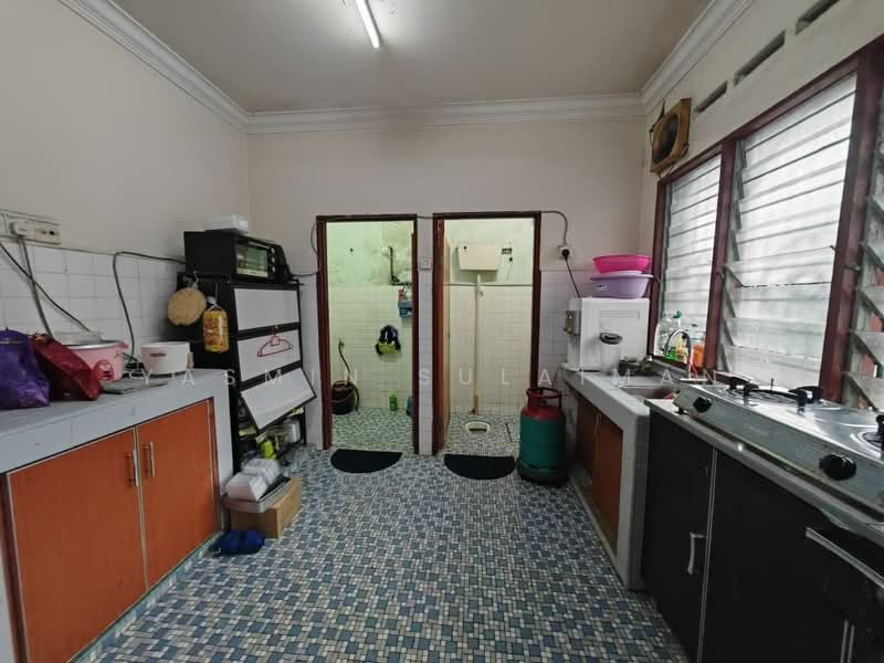 2-storey Terraced House for Sale in Kuala Lumpur (Kuala Lumpur) - Yasmin Sulaiman - Kitchen - PropertyGuru.com.my
