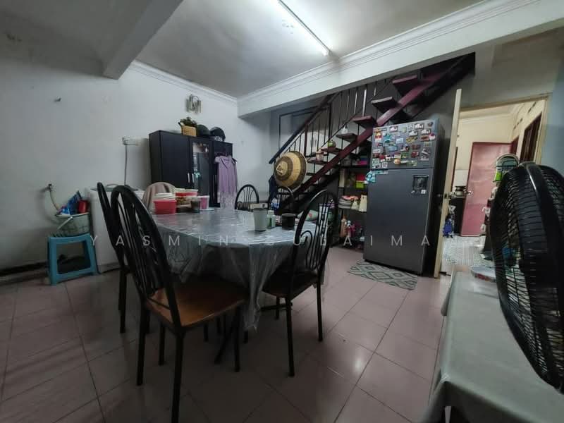 2-storey Terraced House for Sale in Kuala Lumpur (Kuala Lumpur) - Yasmin Sulaiman - Dining Room - PropertyGuru.com.my