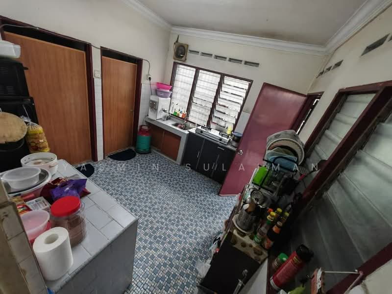 2-storey Terraced House for Sale in Kuala Lumpur (Kuala Lumpur) - Yasmin Sulaiman - Kitchen - PropertyGuru.com.my