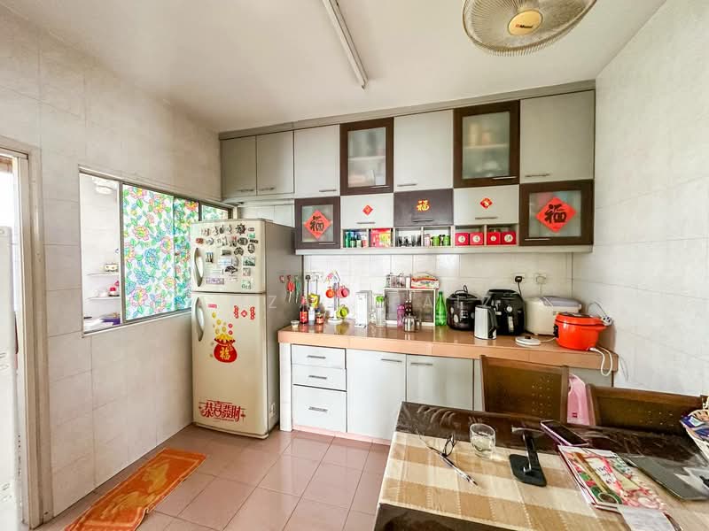 Condominium for Sale at Sri Lata @ Desa Petaling - Amzar Faiz - PropertyGuru.com.my
