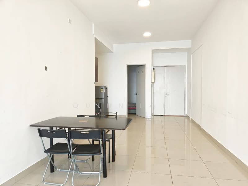 Servis Apartment untuk Disewa di BM City Suites @ BM City Mall - Quinn Loh - Dining Room - PropertyGuru.com.my