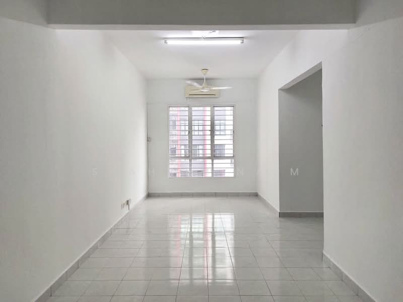 Pangsapuri untuk Dijual di 162 Residency - Syahrim Naim - Living Room - PropertyGuru.com.my