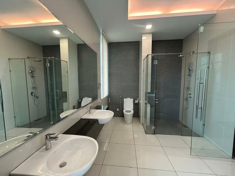 Bungalow House for Sale in Subang Heights (Subang Jaya) - Lai YK - Bathroom - PropertyGuru.com.my